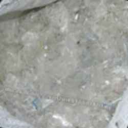 Pet bottle and pet flakes