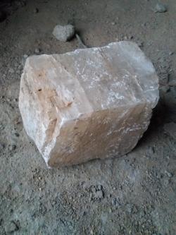 Selenite gypsum with best sizes, 800t per mo