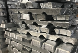Aluminum Ingots, Nickel, Sulfur and Scrap Metal offered