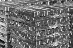 Interested in Alumium ingot, Fob Hamburg, Germany