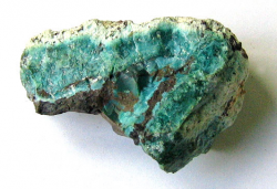 Interested in Copper Ore 100,000mt/month, FOB