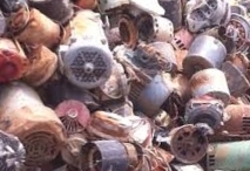 2 containers mixed electric motors scrap $0