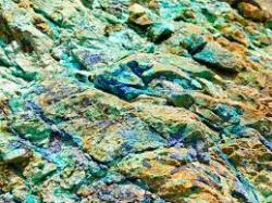  Offering copper ore lumps Cu18 % 5,000 MT per month CIF $700