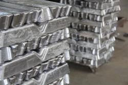 Aluminum ingots on CIF or FOB