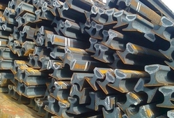 Purchasing Used rail 30,000 mt a month CIF $220