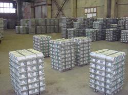 Italy Looking for Primary Aluminium Ingots A7 99,7% 5,000 MT a m CIF