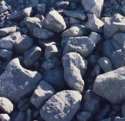 Sudan Chrome ore 42% 2,000-3,000 mt per m on FOB or C&F