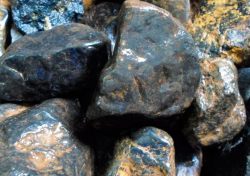 Coltan ore 32% available $0