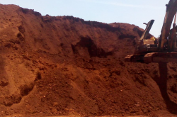 Low Iron bauxite Ore Fe2O3 2% Max Al2O3 50% Min