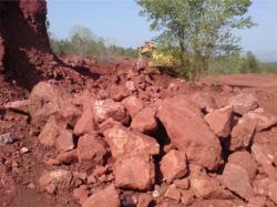 Bauxite ore 57% Alumina 2500-3000 tpm $0