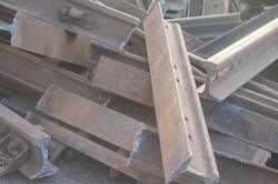 500 mt of Used rails $170