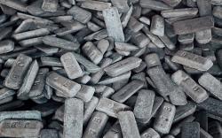 Pig iron needed on CIF or FOB