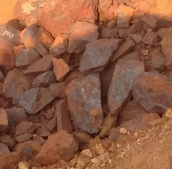 Iron ore 65% hematite, 10% magnetite 30,000 mt/m $0