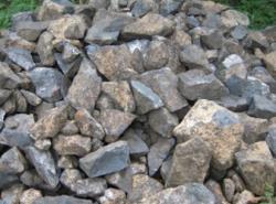Buying 40 000 tonnes of manganese ore for 12 months