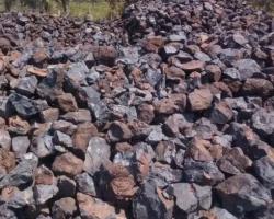 Spain 2000mt with upto 5000mt manganese ore 42%+