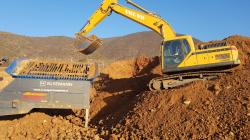 2,000,000 Mt Iron ore stock CFR $62