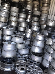 Buying Aluminum Auto or Truck wheels $1400